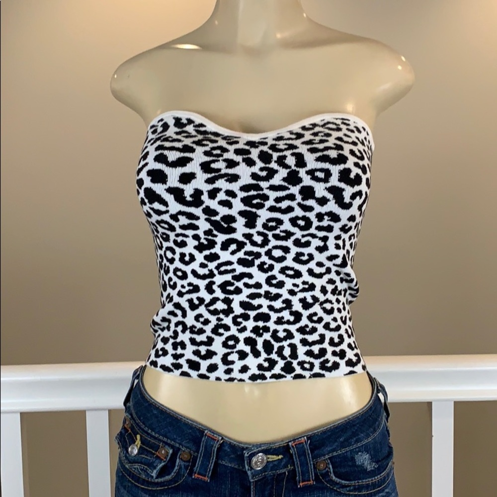 ❤️❤️Express -animal print -strapless blouse size S